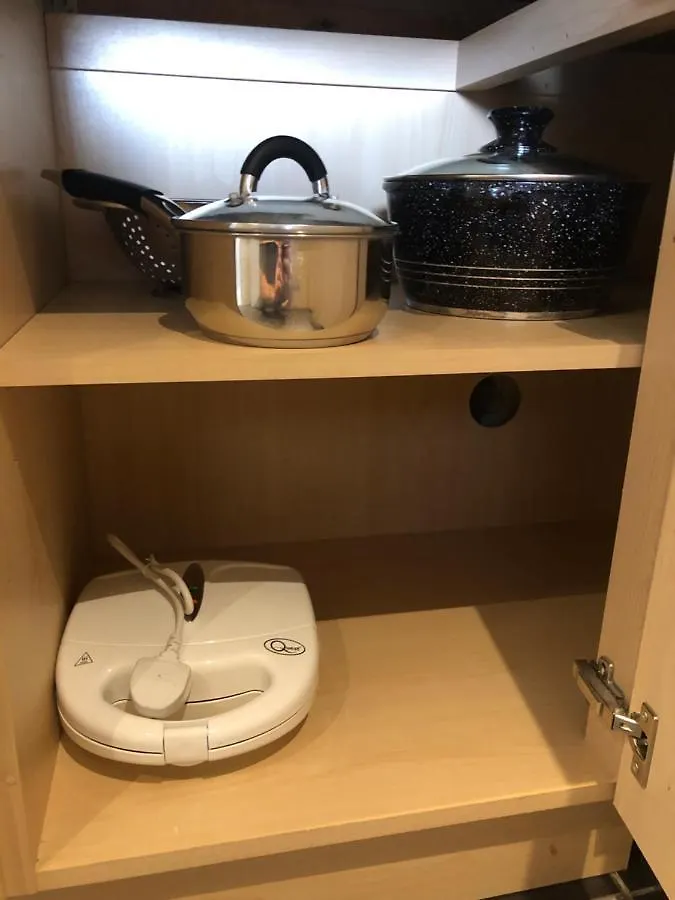 Adam And Eve Street Apartment CBG イギリス