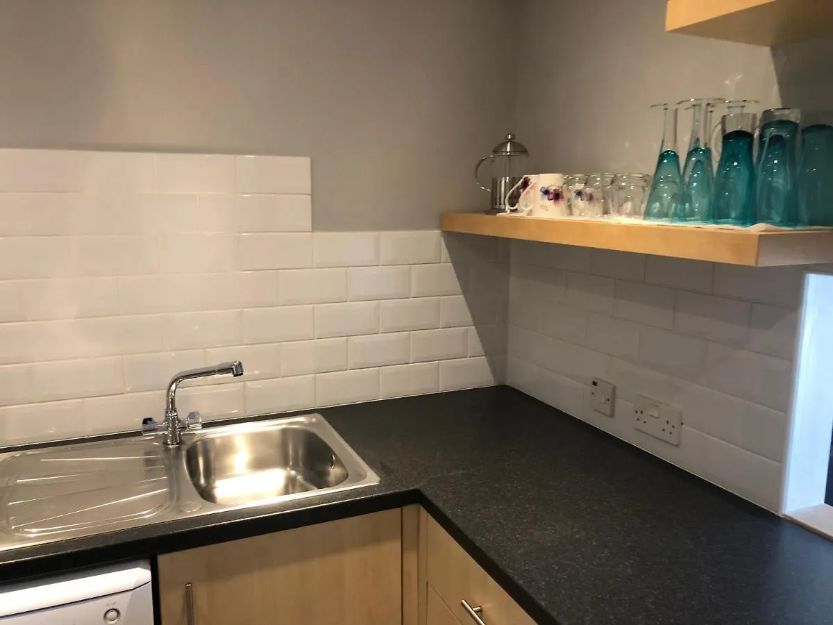 Adam And Eve Street Apartment CBG